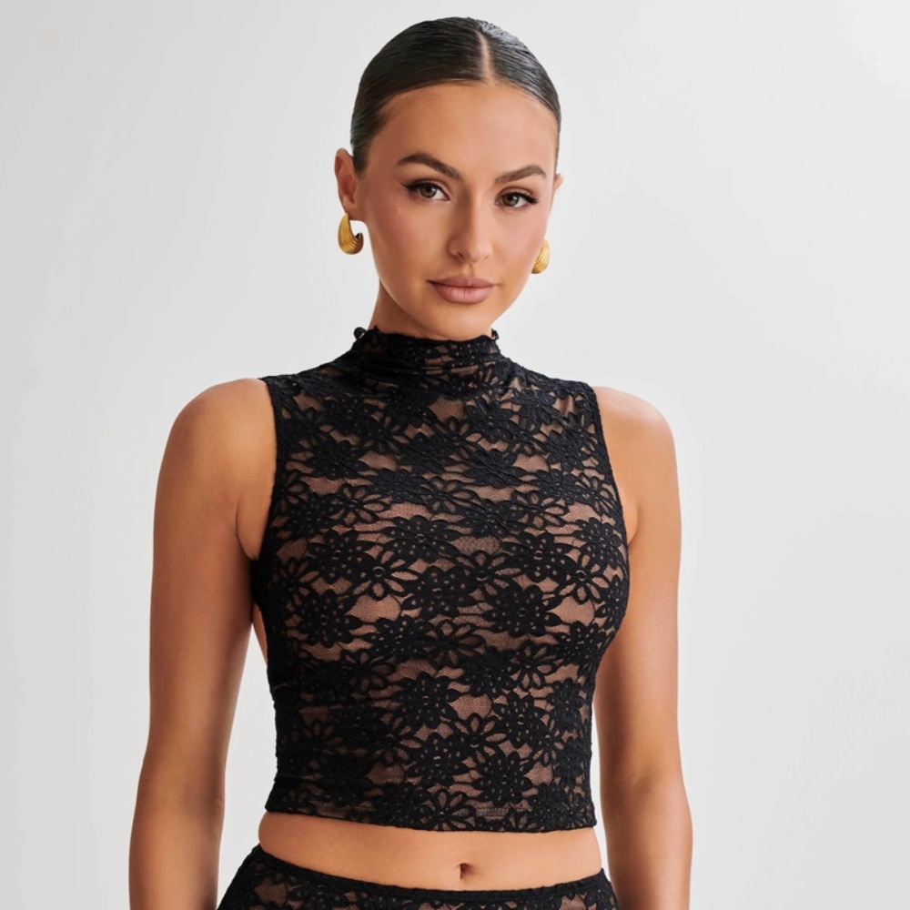 Elska Lace High Neck Top - Black, size XS
